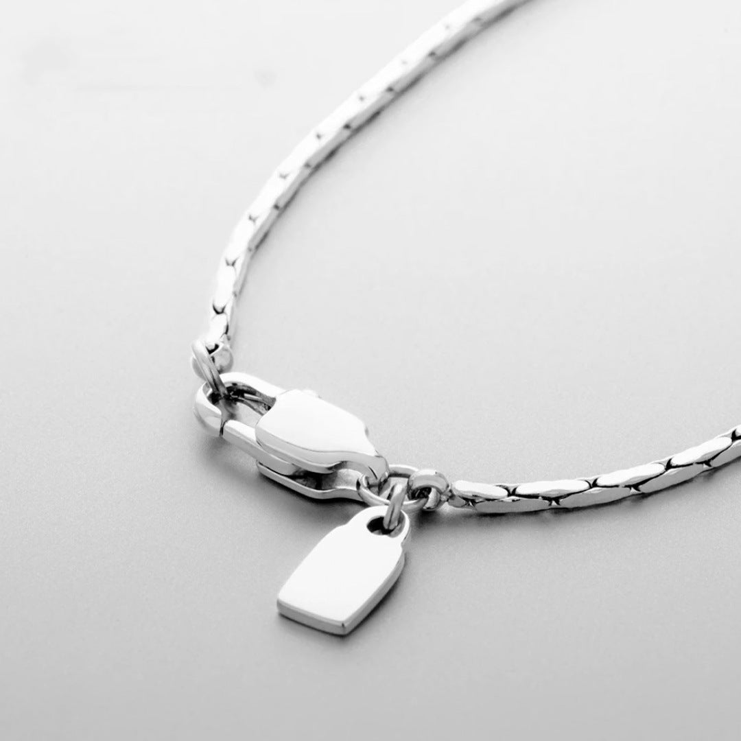 Collier rond style serpent