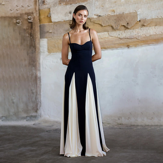 Élégante Robe Contrastée à Bretelles